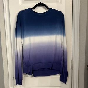 Crop top sweatshirt with pockets
